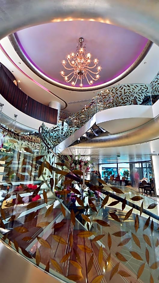 Crowne Plaza Hamra Beirut By IHG