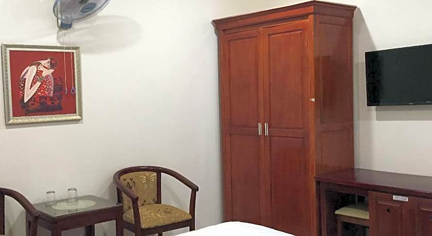 Huy Hoang Hotel - Tan Binh