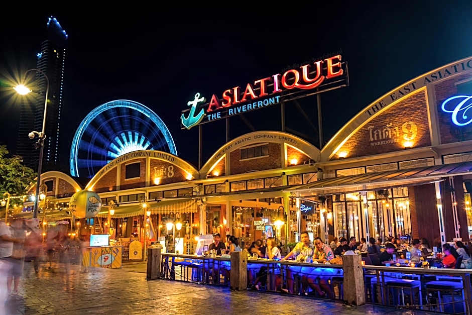 Miloft Sathorn Hotel