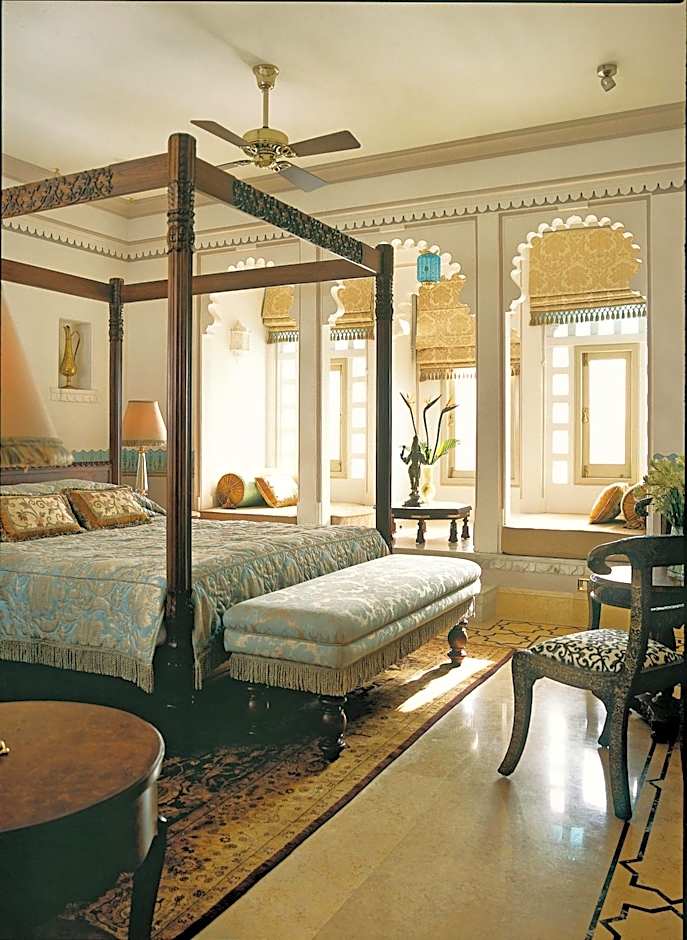 Photo 1 of 6 of Suite, Lake View