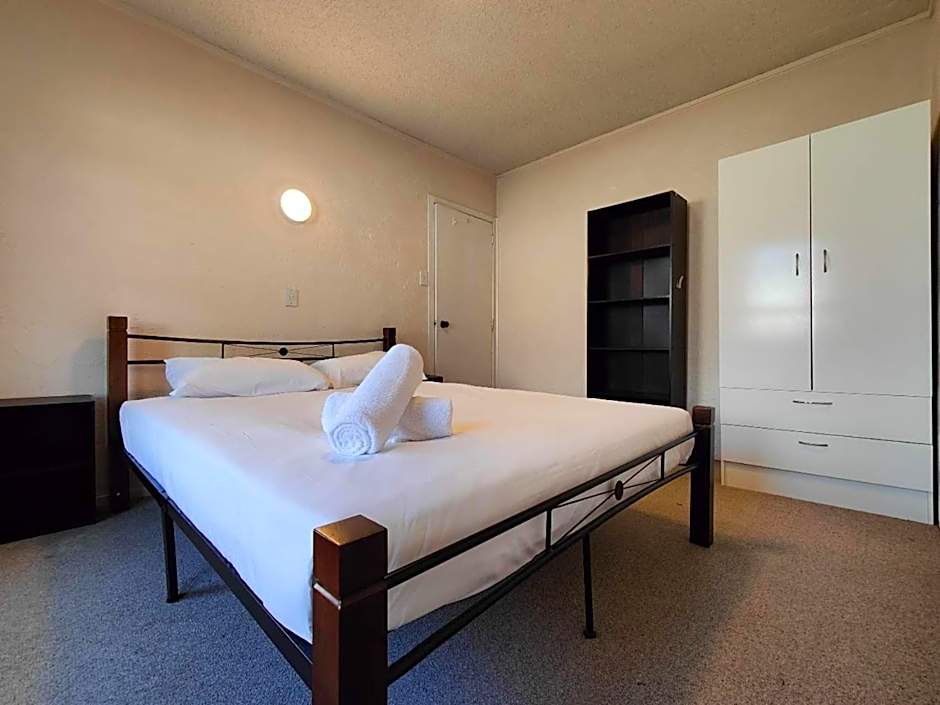 Kings Court Motor Lodge