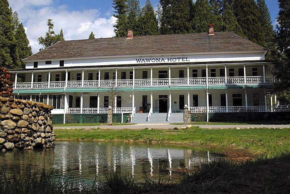 Wawona Hotel