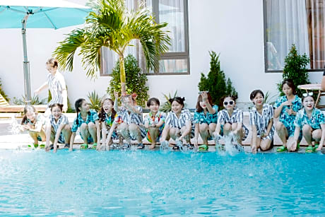 Phu Cuong Beach Hotel