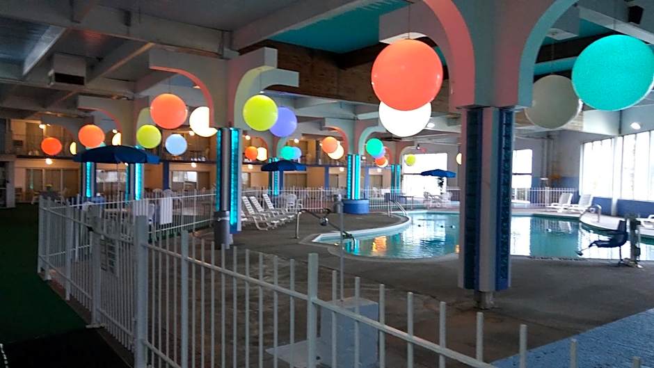 Howard Johnson by Wyndham Benton Harbor