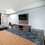 Super 8 by Wyndham Humble/Houston