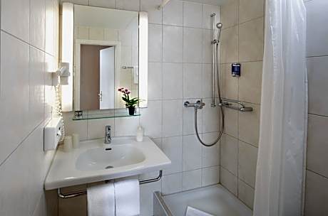 Single Room with Shower