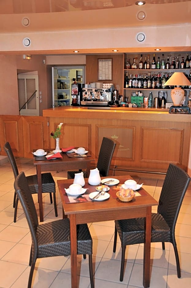Logis Hotel L'ange Couronne