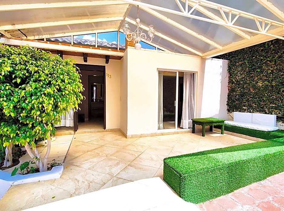 Hotel Jardines del Centro