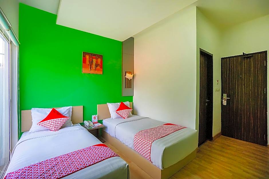 OYO 770 De Nearby Hotel
