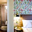 The Henry Self Check-In Guesthouse
