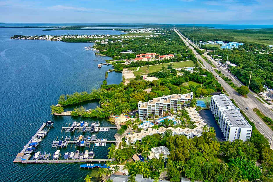 2BR in Key largo w pool and sunset views