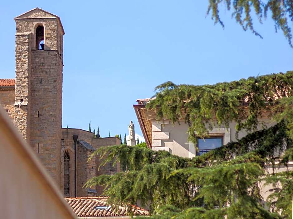 Boutique Hôtel La Villa Montesquieu & sa piscine