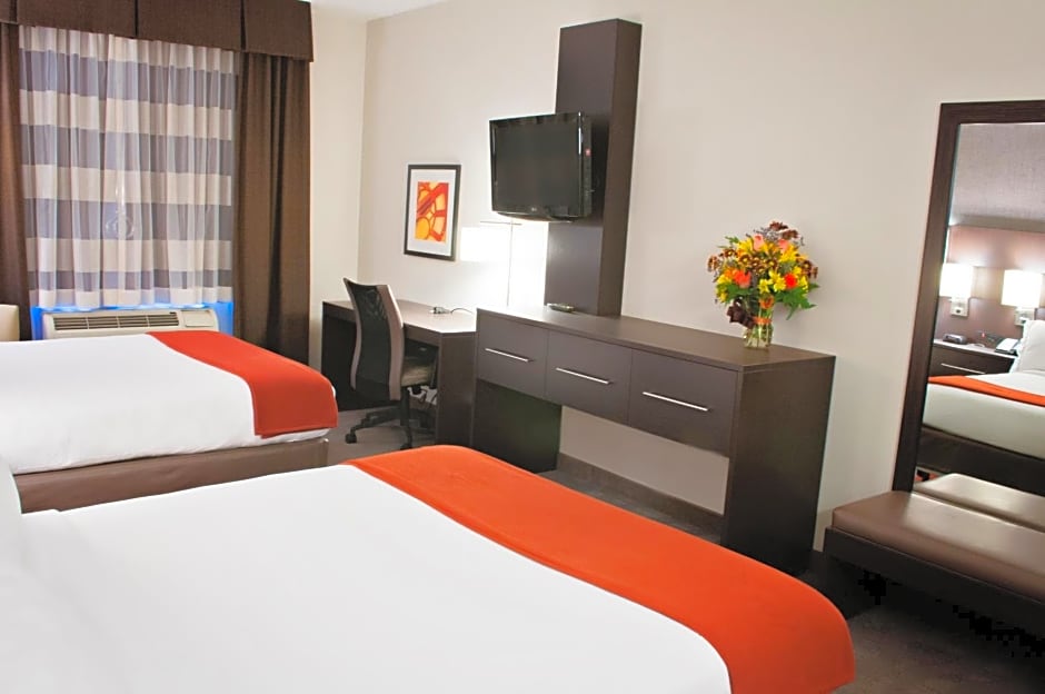 Holiday Inn Express Hotel & Suites Pittsburgh-South Side, an IHG Hotel