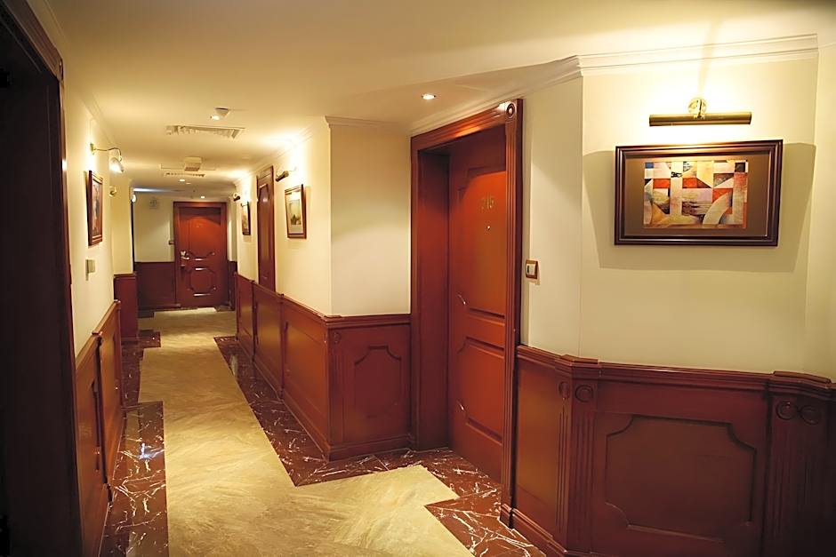 Bahrain Carlton Hotel