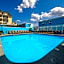 Madison Beach Motel
