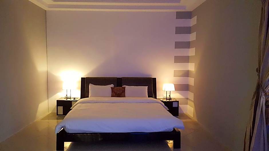 Riviera Taouyah Hotel