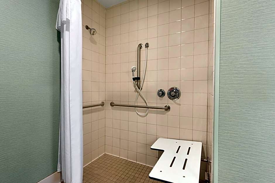 MainStay Suites