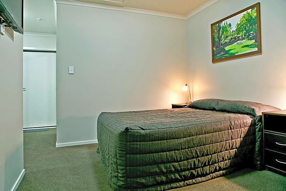 Brooklyn Motor Lodge