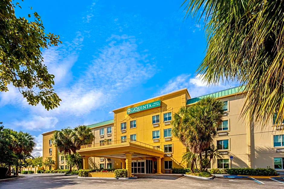 La Quinta Inn & Suites by Wyndham Miami Cutler Bay