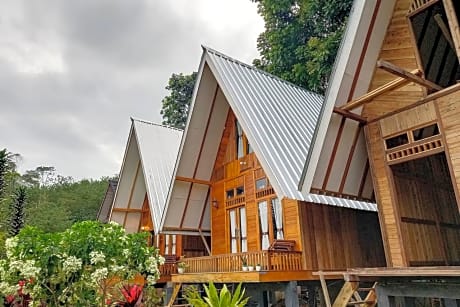 Green Paradise Pagar Alam Resort Mitra RedDoorz