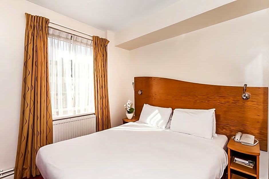 Ambassadors Earl's Court Hotel