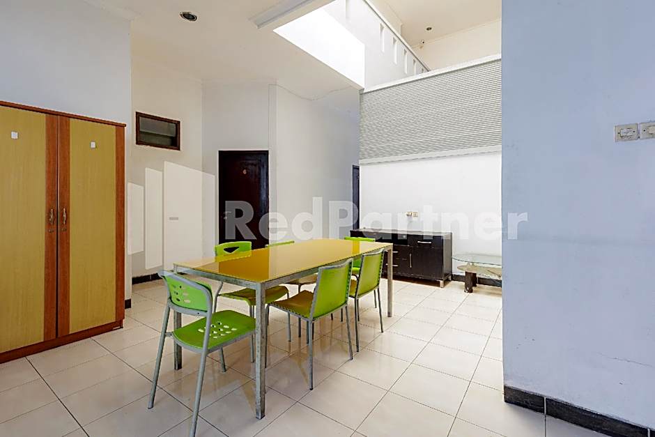 Karawaci Taman Permata Tiga Mitra RedDoorz