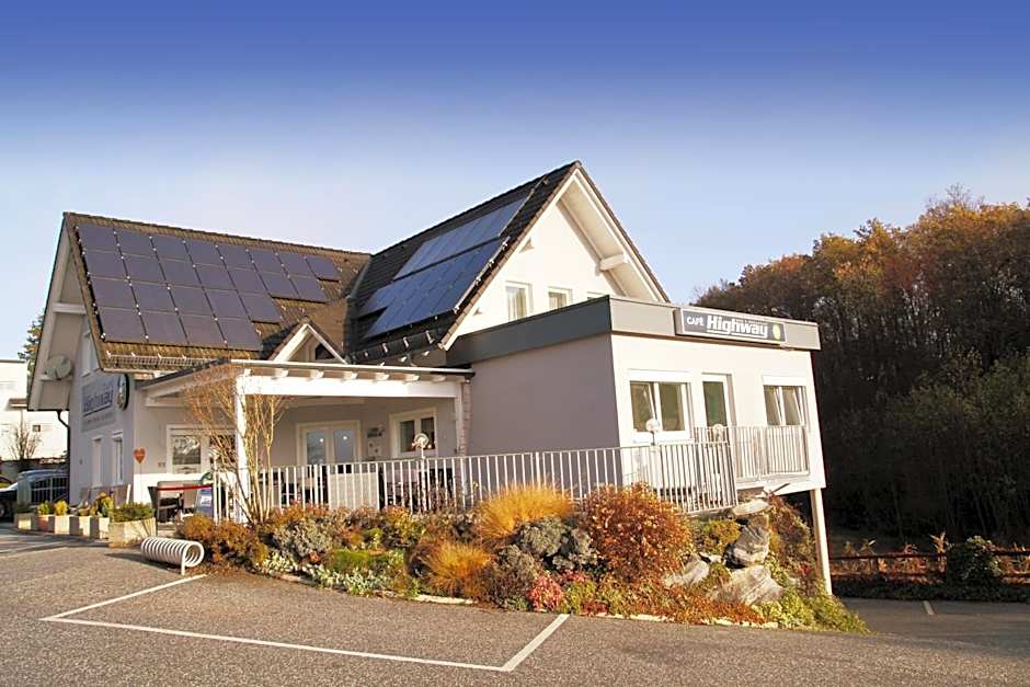 Hotel Highway - Bed & Breakfast