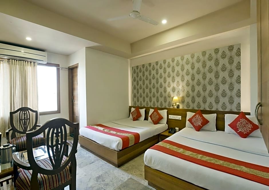 Hotel Shalimar Palace