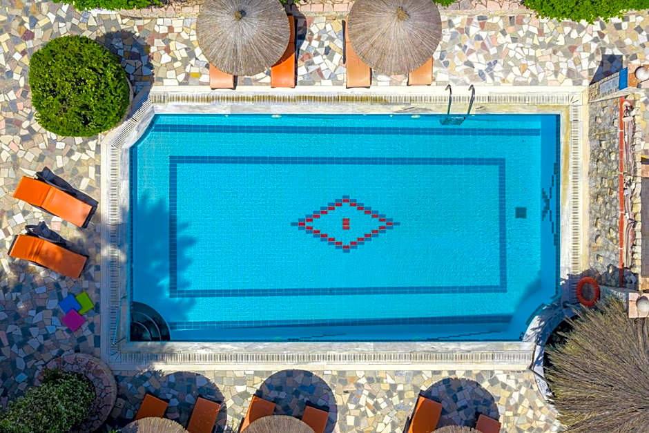 Elefteria Apts & Suites