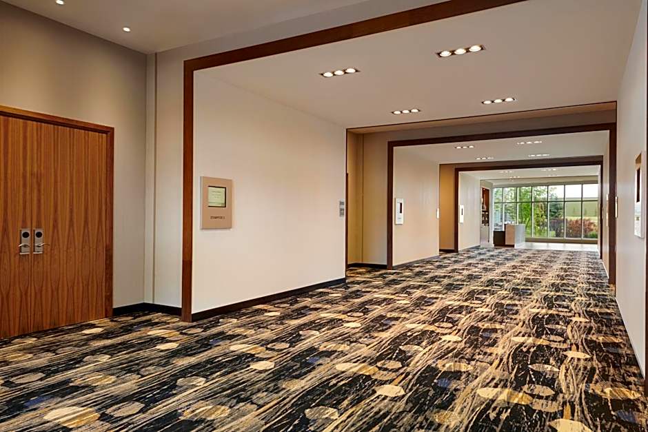 Courtyard by Marriott Calgary Airport
