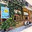 Sunny C Hotel