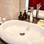 GreenTree Inn Zhoukou Huaiyang County Longdu Avenue Xihe Square Express Hotel
