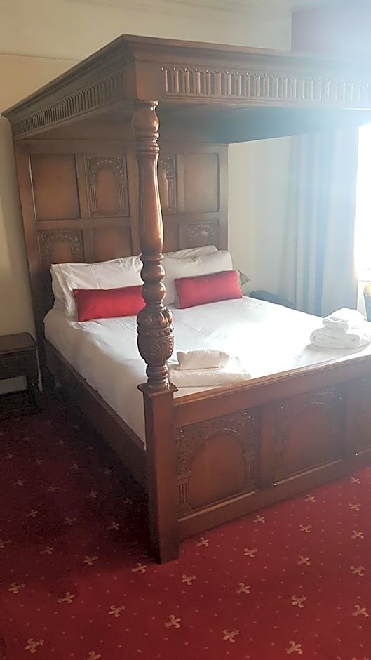 The Castle Hotel Neath