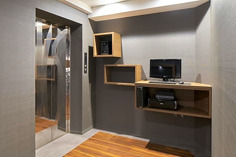 Shinjuku City Hotel N.U.T.S Tokyo