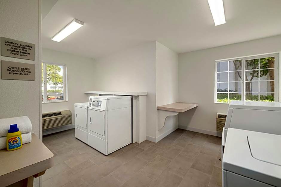 TownePlace Suites by Marriott Anaheim Maingate Near Angel Stadium