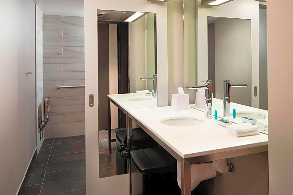 Aloft Coral Gables