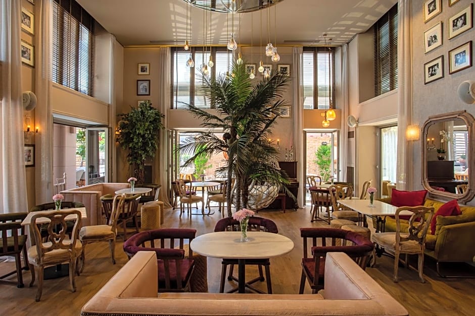 Marpessa Smart Luxury Hotel