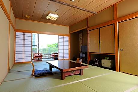 Japanese-Style Room