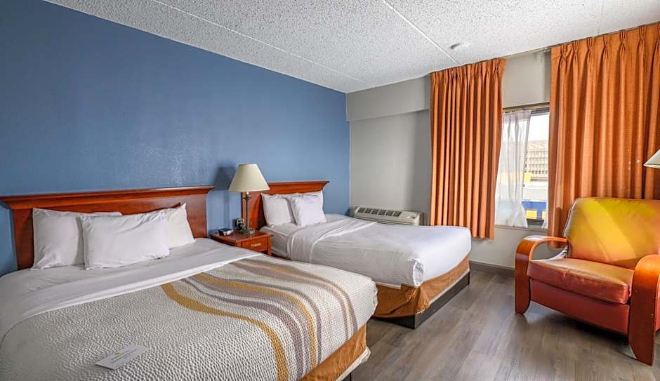 La Quinta Inn & Suites by Wyndham New Haven