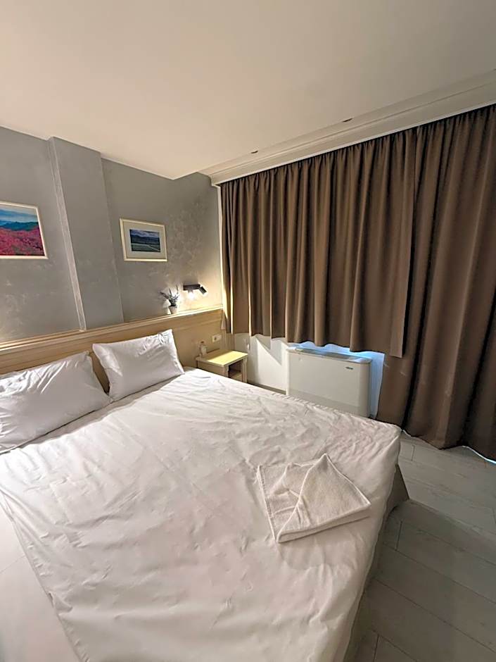 Aris Hotel Sofia