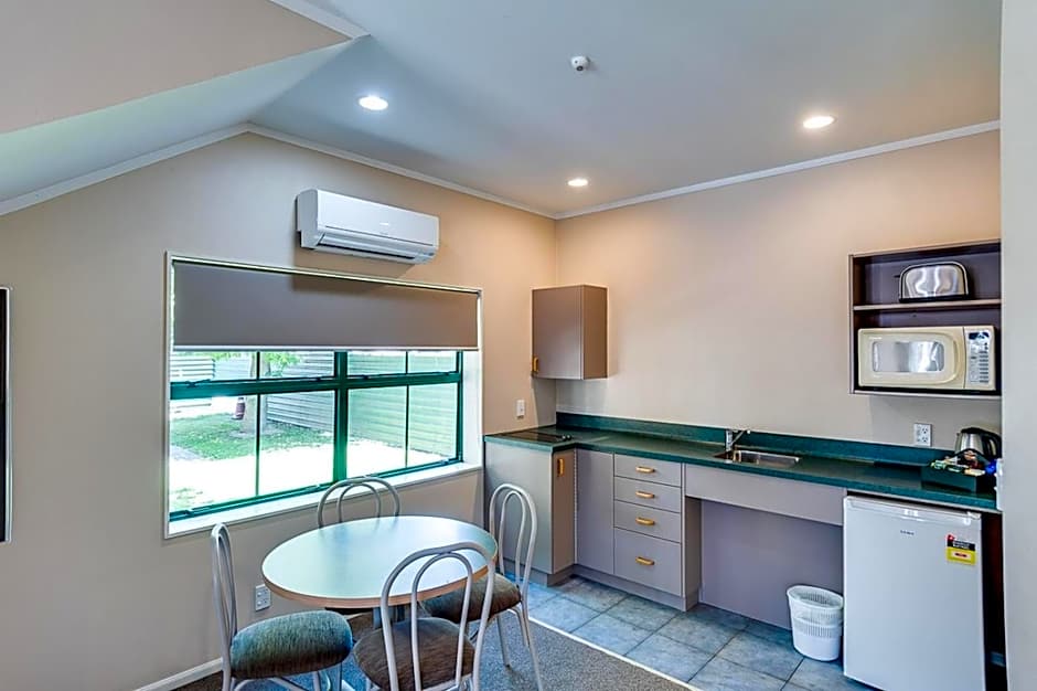 Cumberland Court Motel