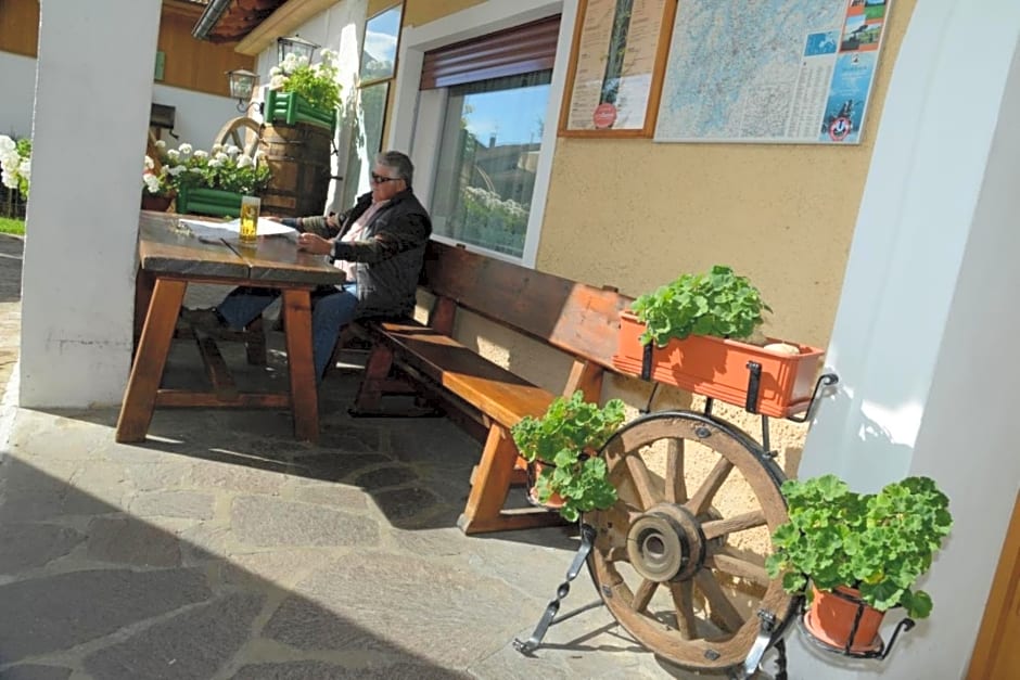 Albergo GARNI' AURORA