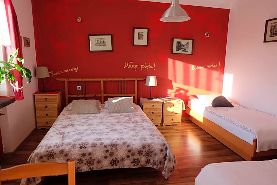 Willa Pod Aniołem - Pokoje Gościnne & Apartamenty z widokiem na góry