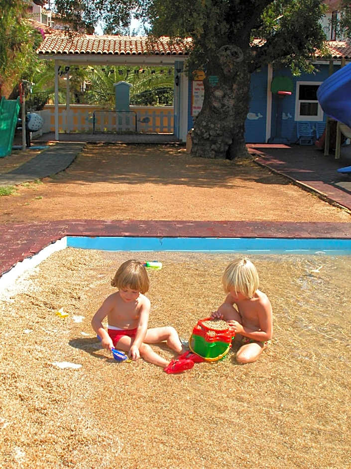 Club Anastasia - Family Hotel