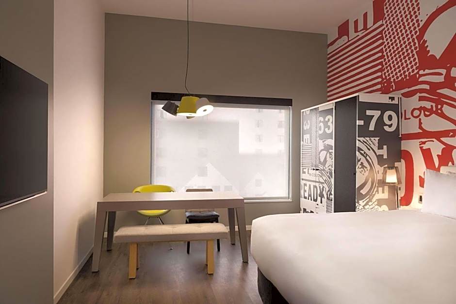Radisson Red Minneapolis Downtown