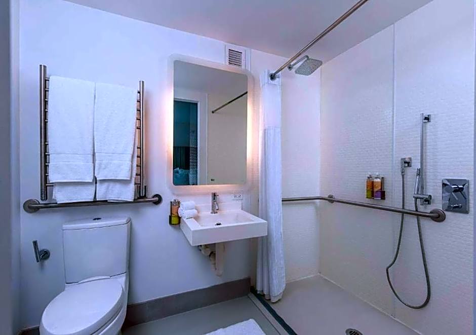 YOTEL New York Times Square