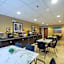 Microtel Inn & Suites By Wyndham Waynesburg