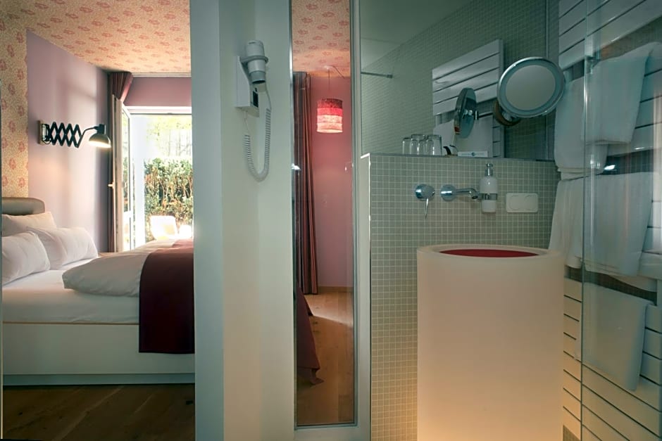 Hotel Gude