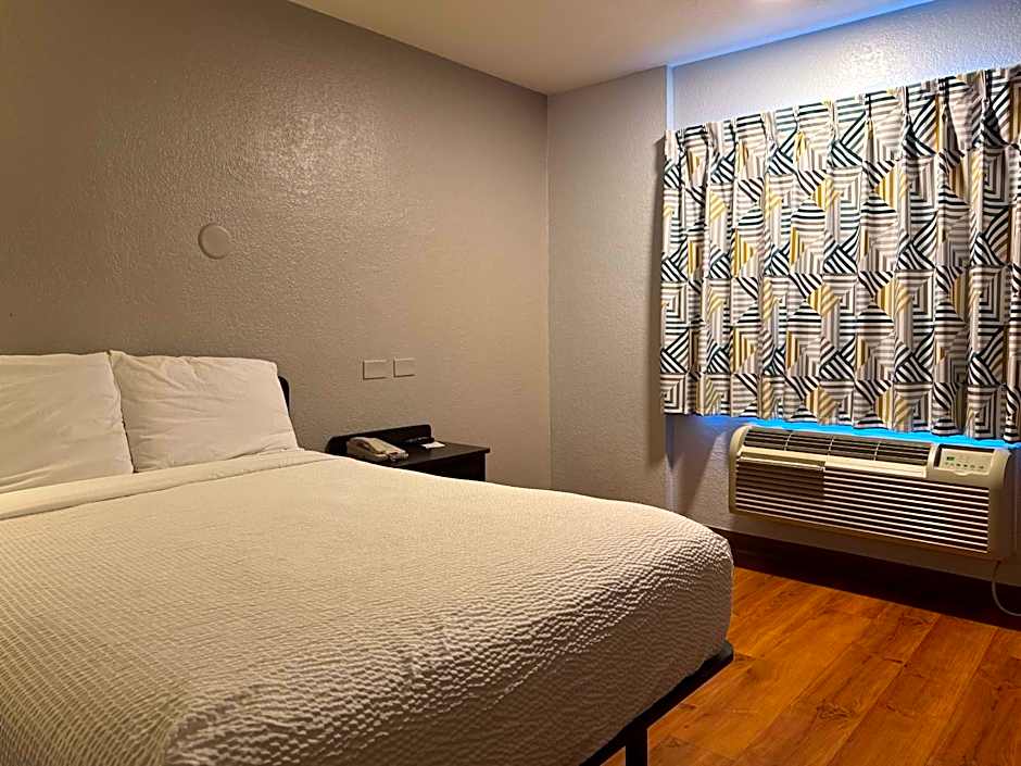 Motel 6-Simi Valley, CA