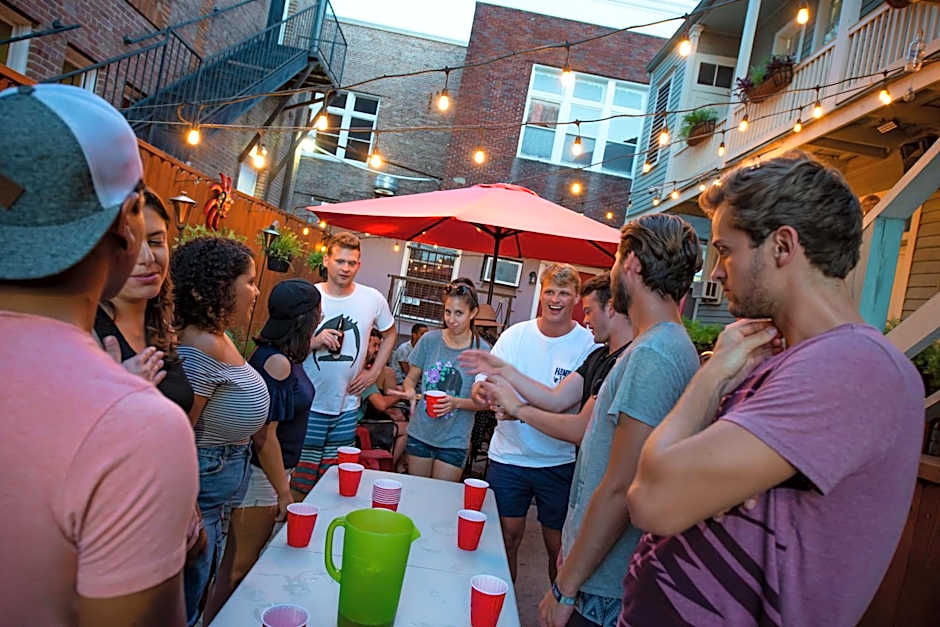 HOSTEL Auberge NOLA